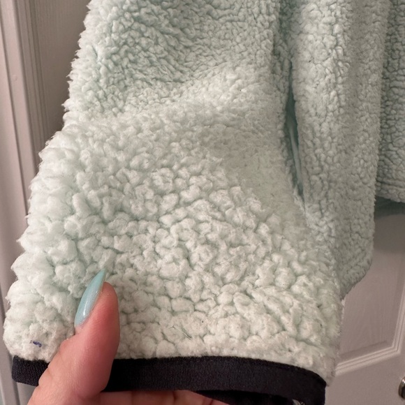 PINK Sherpa Pull Over - Picture 7 of 8